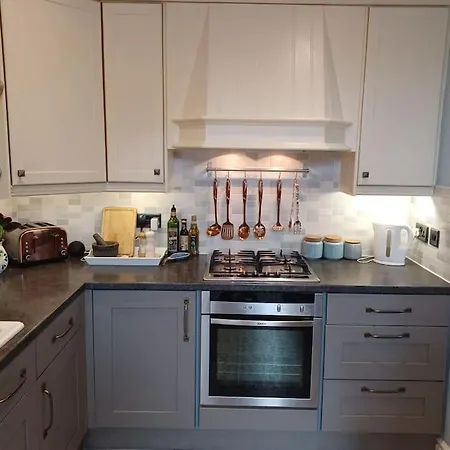 7 Cromwell Gardens - 2 Bed House Villa Scarborough Exterior photo