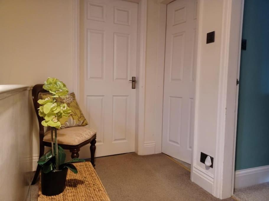 7 Cromwell Gardens - 2 Bed House Holiday home *